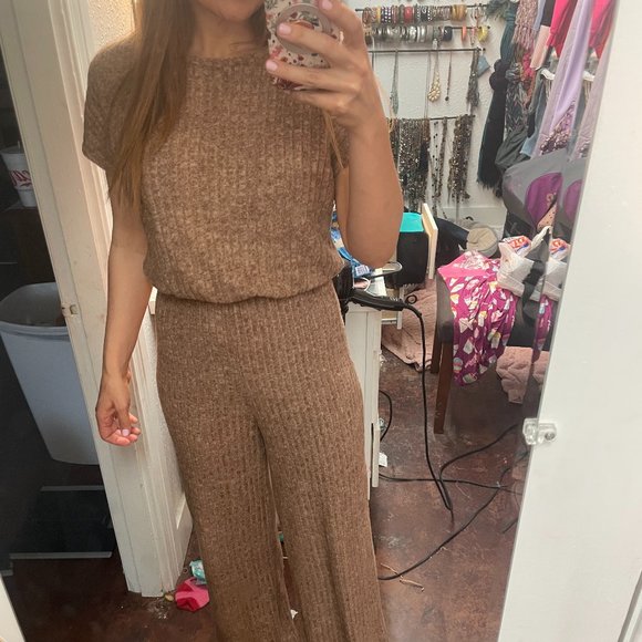 Hi! I'm Tiffany - Picture 14 of 16